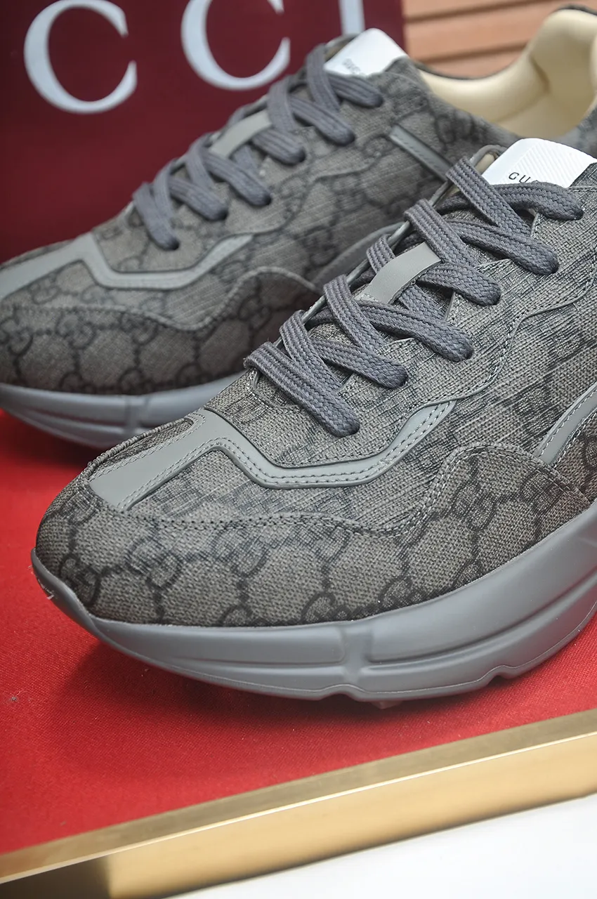 Men's shoes 💰540💶【GUCCI】 (couple style) (the highest version of Gucci's popular dad shoes. 🚹🚹2023 counter sales simultaneously ,, the upper is made of imported cowhide, comfortable sheepskin lining, great foot feel, original lightweight shock-absorbing thickened foam outsole, simple color matching, versatile and handsome, code number: 35-40 for women, 38-45 for men (45 is customized and non-returnable) "Full set of packaging, card, certificate, cloth bag, handbag"